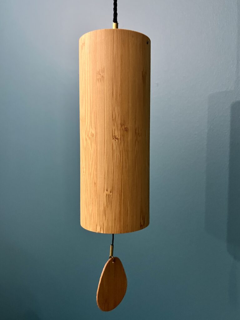 Carillon japonais koshi, objet qui a inspiré le nom de l'entreprise